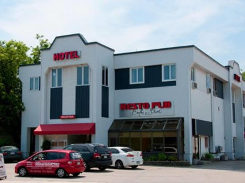 Econo Lodge La Malbaie Esterno foto